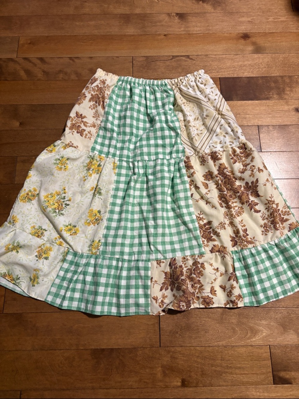Boho Patchwork Floral Skirt in Green and Cream made with Vintage Cotton Sheets - Picture 2 of 4